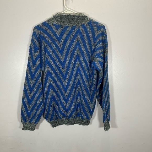 Vintage Objectivity Women’s Blue Grey Chevron Print Knit Sweater - Picture 10 of 11